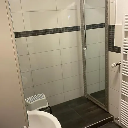 Dusseldorf-south - Self Check-in 아파트